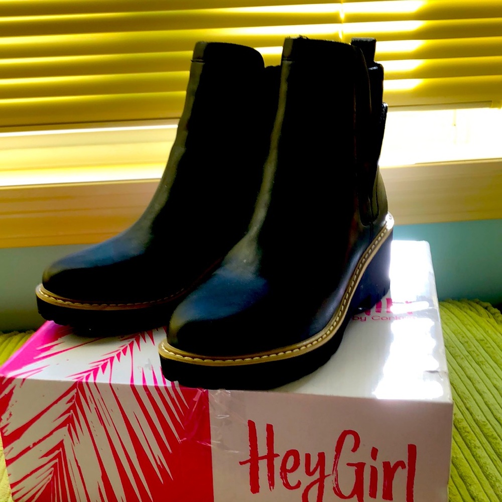 Chunky black boots